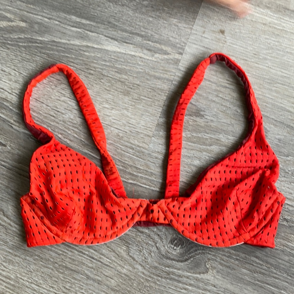 Size small red lava acacia bikini top
